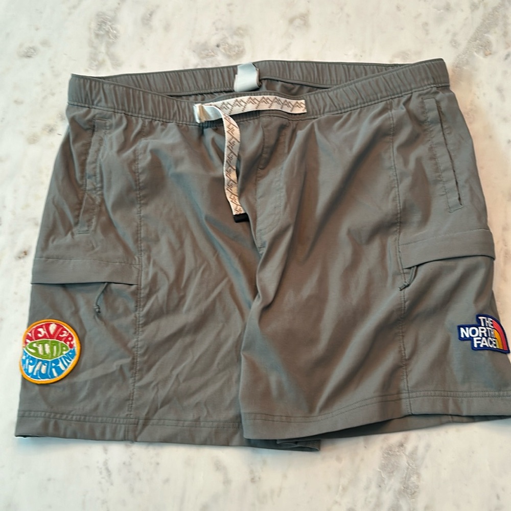 North Face Shorts  XXL
